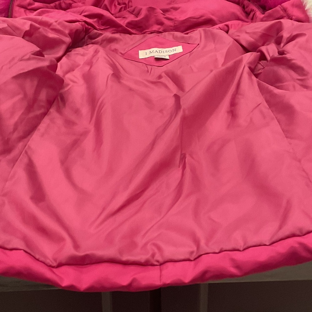 1 Madison Fuchsia Puffer with Fur Detail - Picture 7 of 11